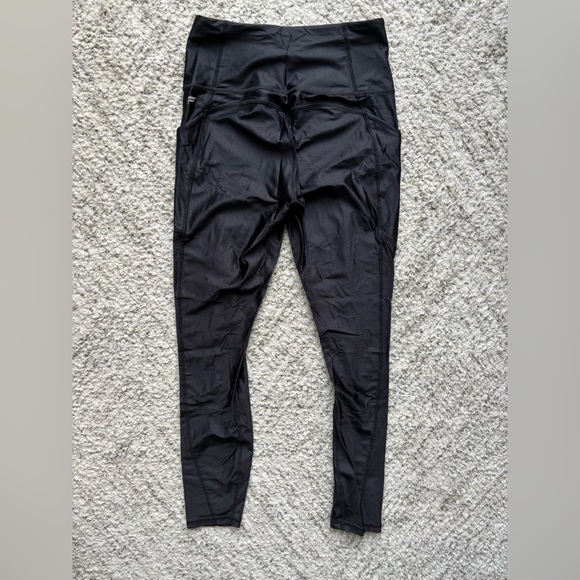 Oasis PureLuxe High-Waisted Shine 7/8 Legging - Picture 7 of 7